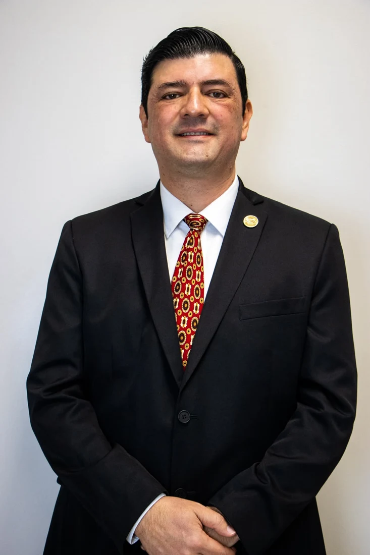 Dr. Jorge Felipe Vega Elguézabal